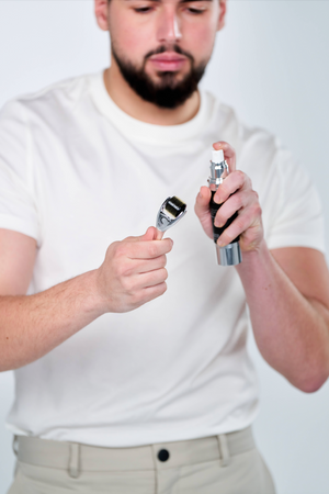 Titanium Micro Needle Derma Roller 1.5mm and Cleansing Spray Set